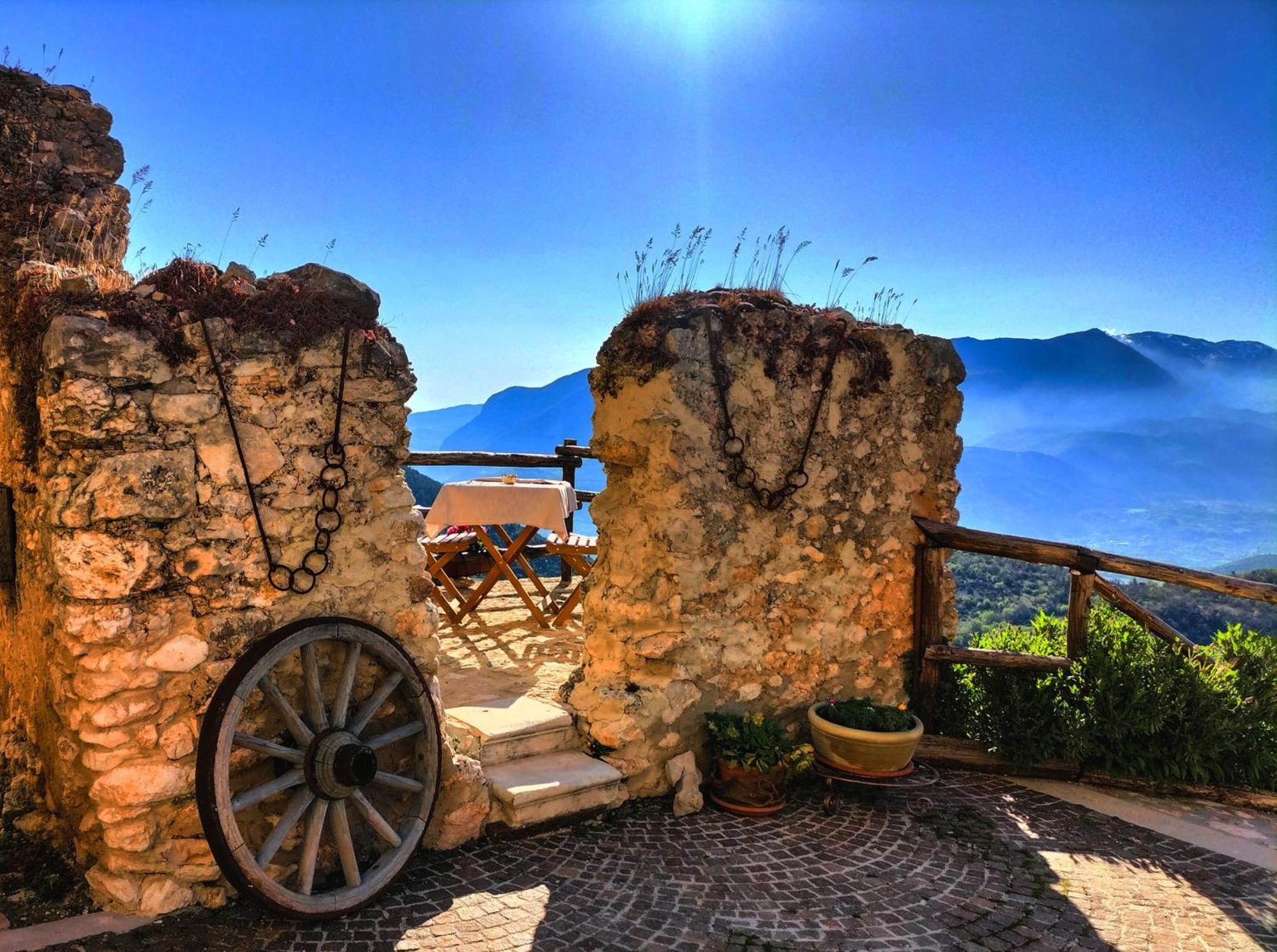 Bed and Breakfast Charme In Perillis à Popoli Extérieur photo