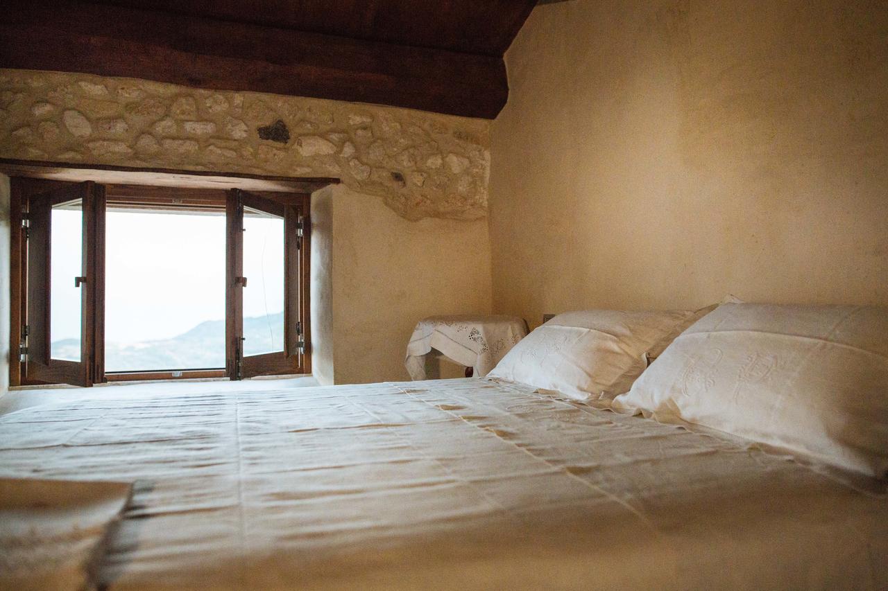 Bed and Breakfast Charme In Perillis à Popoli Extérieur photo