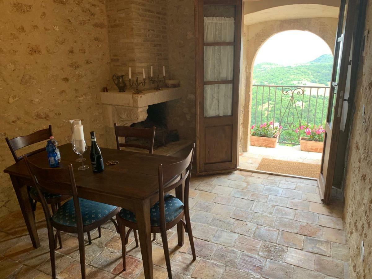 Bed and Breakfast Charme In Perillis à Popoli Extérieur photo