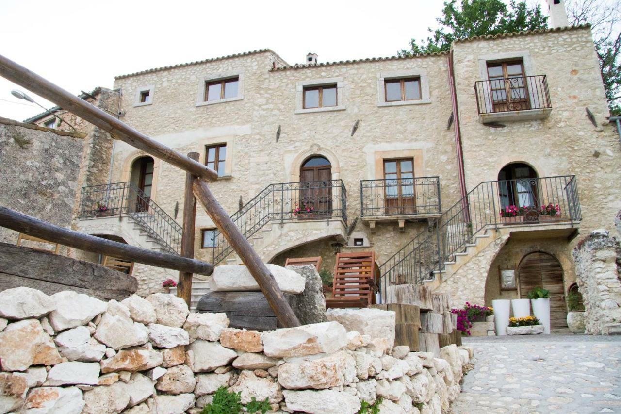Bed and Breakfast Charme In Perillis à Popoli Extérieur photo